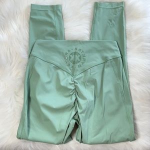 Kendra Kathryn  Green Capri Sz S